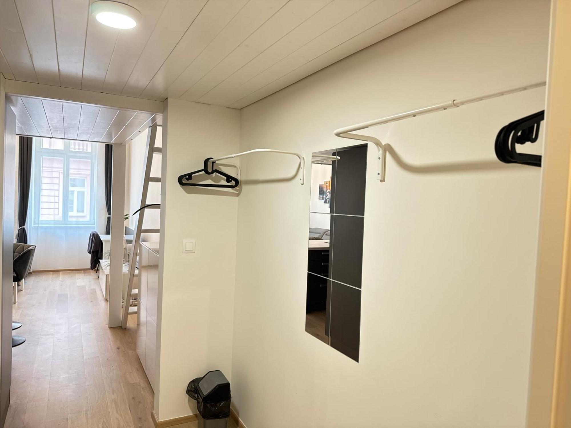 Free Parking - Cozy Near Vysehrad Railway Bridge Apartament Praga