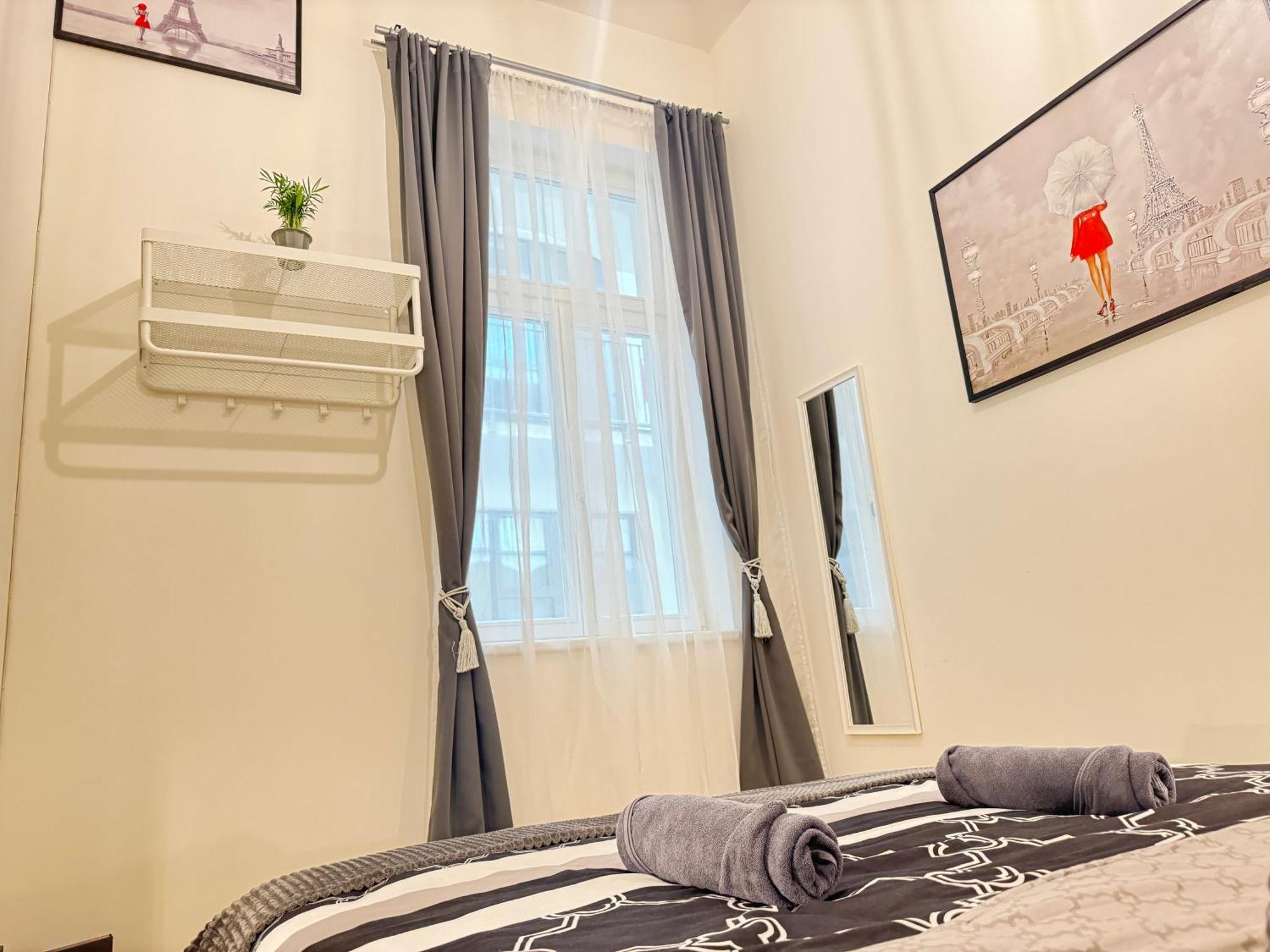 Apartmán Free Parking - Cozy Near Vysehrad Railway Bridge