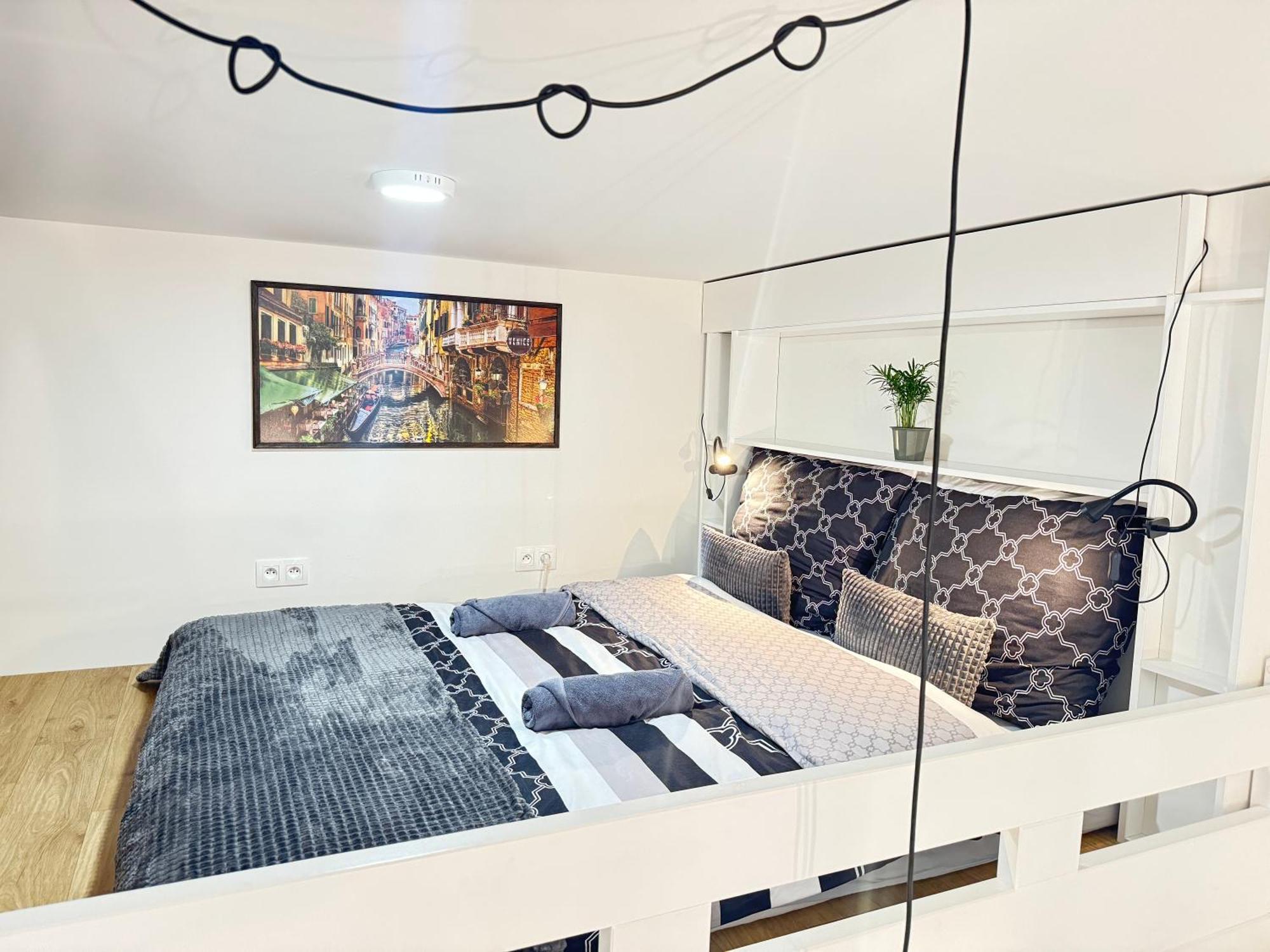 Free Parking - Cozy Near Vysehrad Railway Bridge Apartmán *