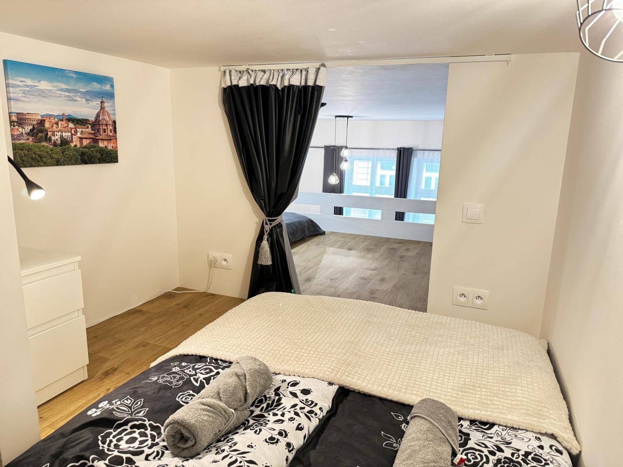 Apartmán Free Parking - Cozy Near Vysehrad Railway Bridge *